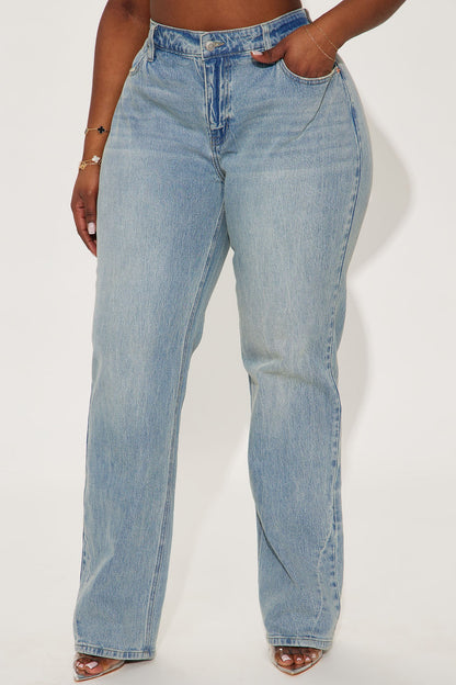 Tall Deserved It Stretch Straight Leg Jeans - Light Wash
