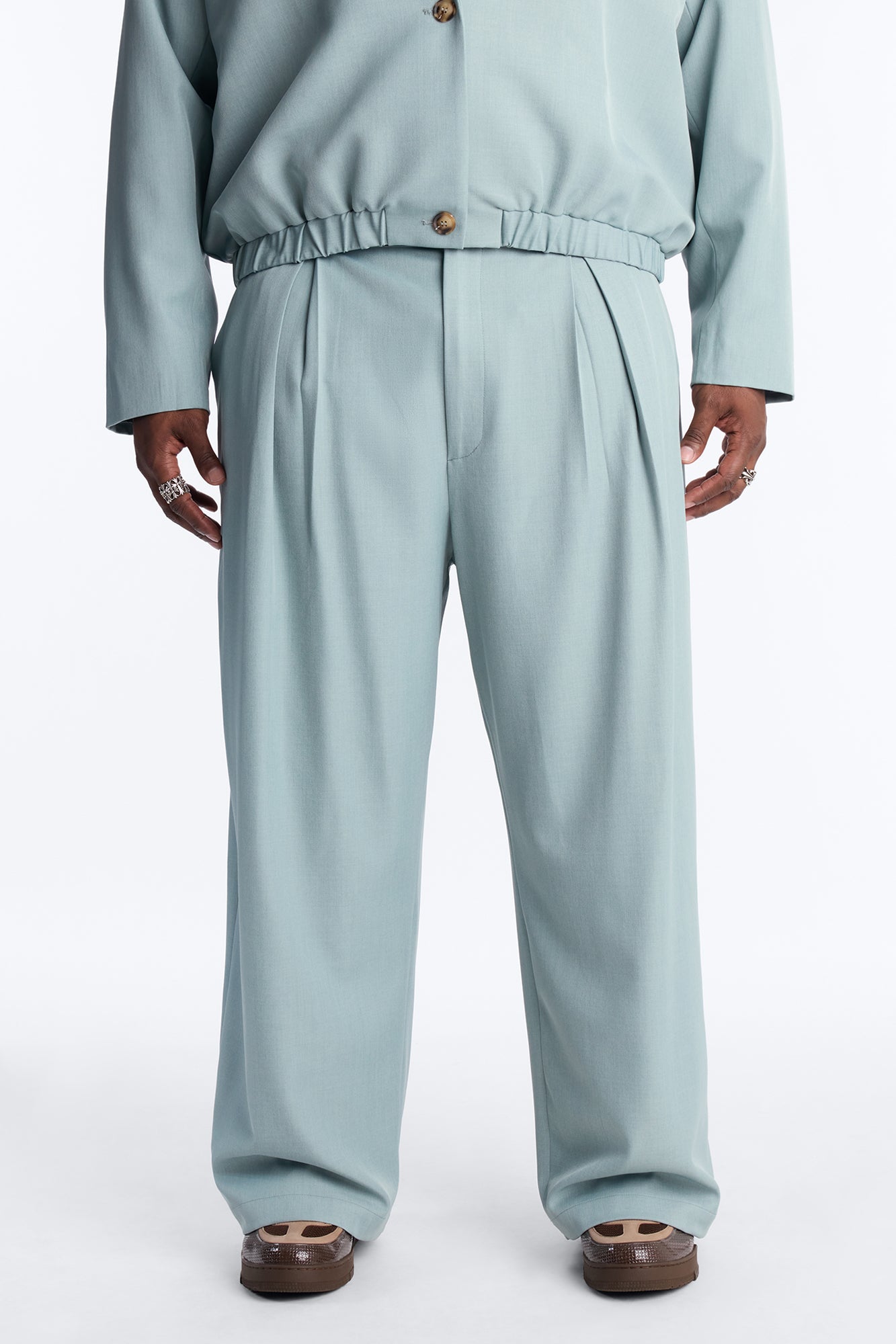 Strikeout Pleated Trouser - Blue