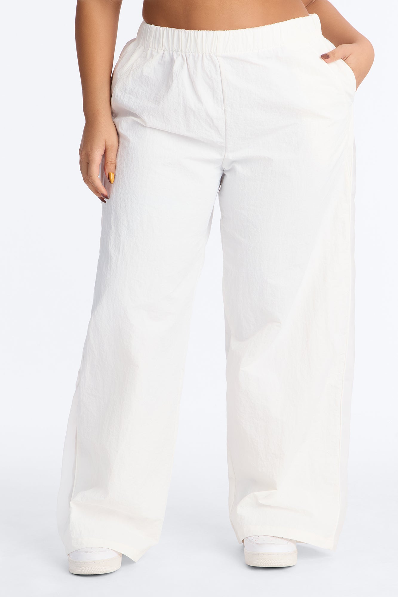 No Days Off Sheer Windbreaker Pant 33″ - White