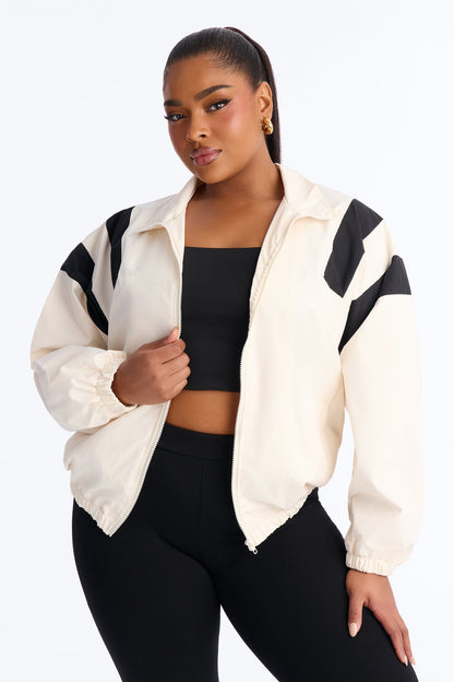 Always On The Move Windbreaker - White/Black