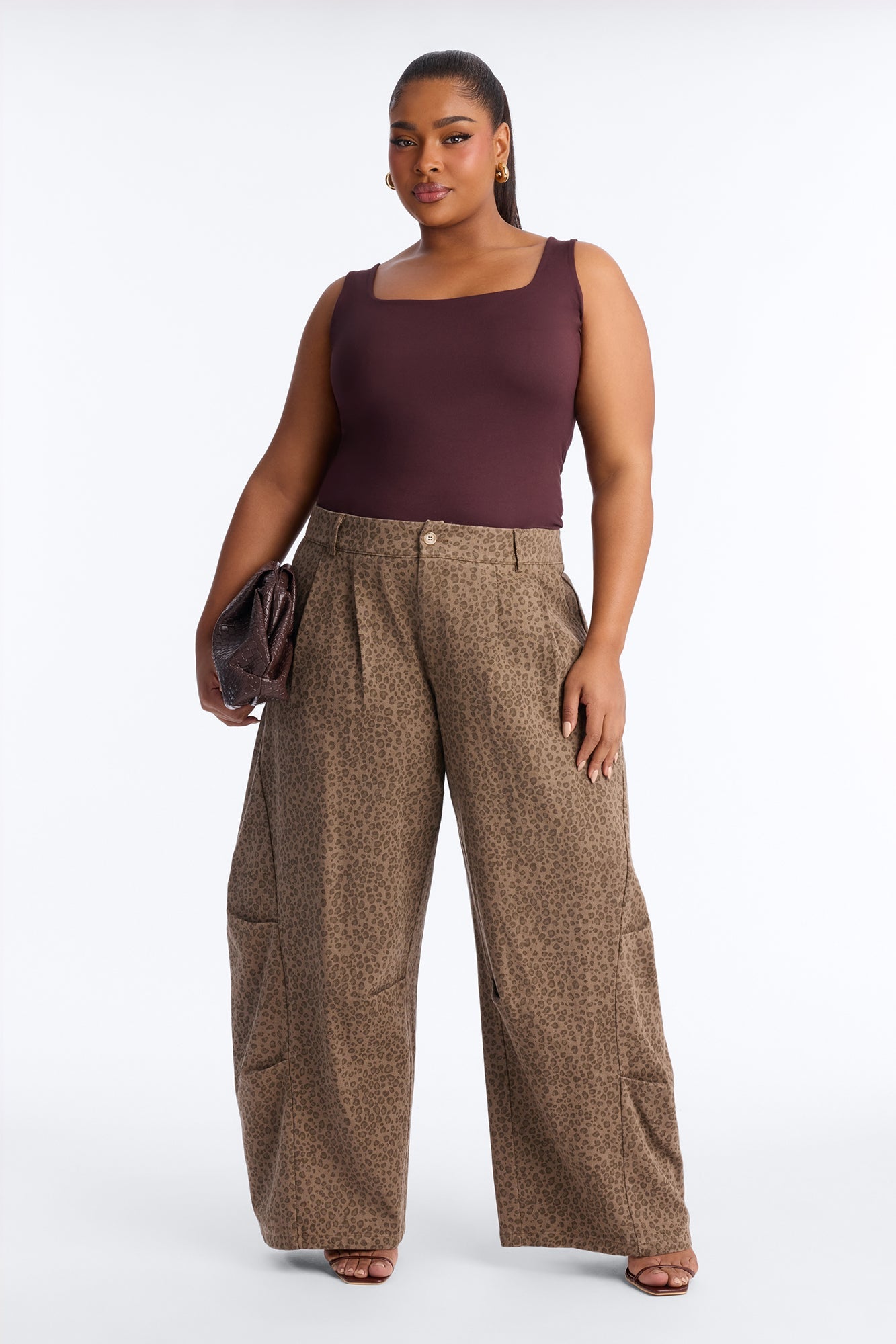 Zoey Low Rise Barrel Leg Leopard Pant - Leopard