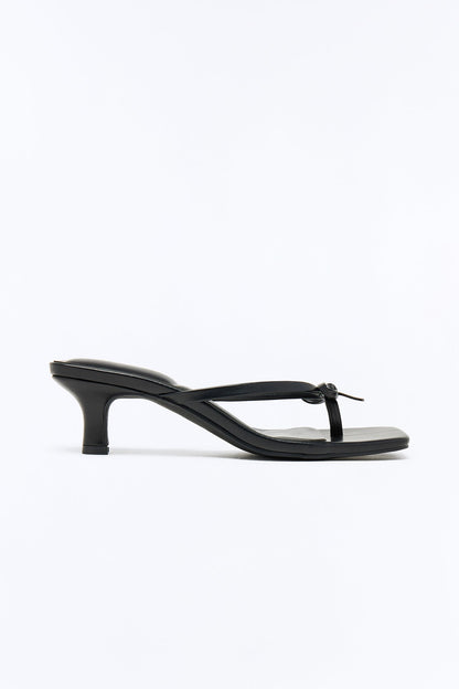 Jezabell Bow Thong Kitten Heels - Black
