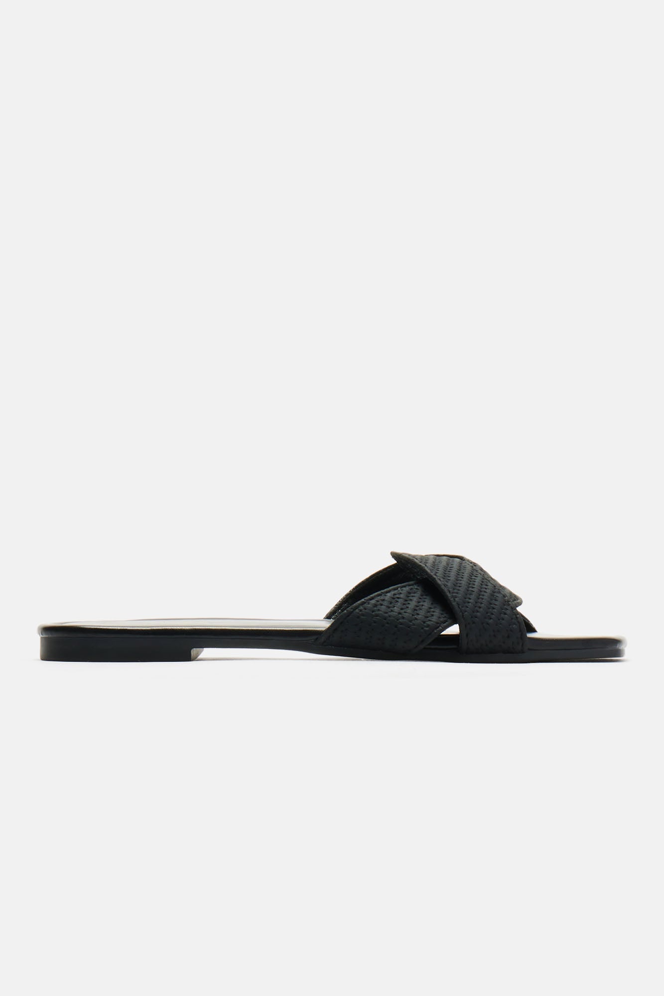 Island Getaway Flat Sandals - Black