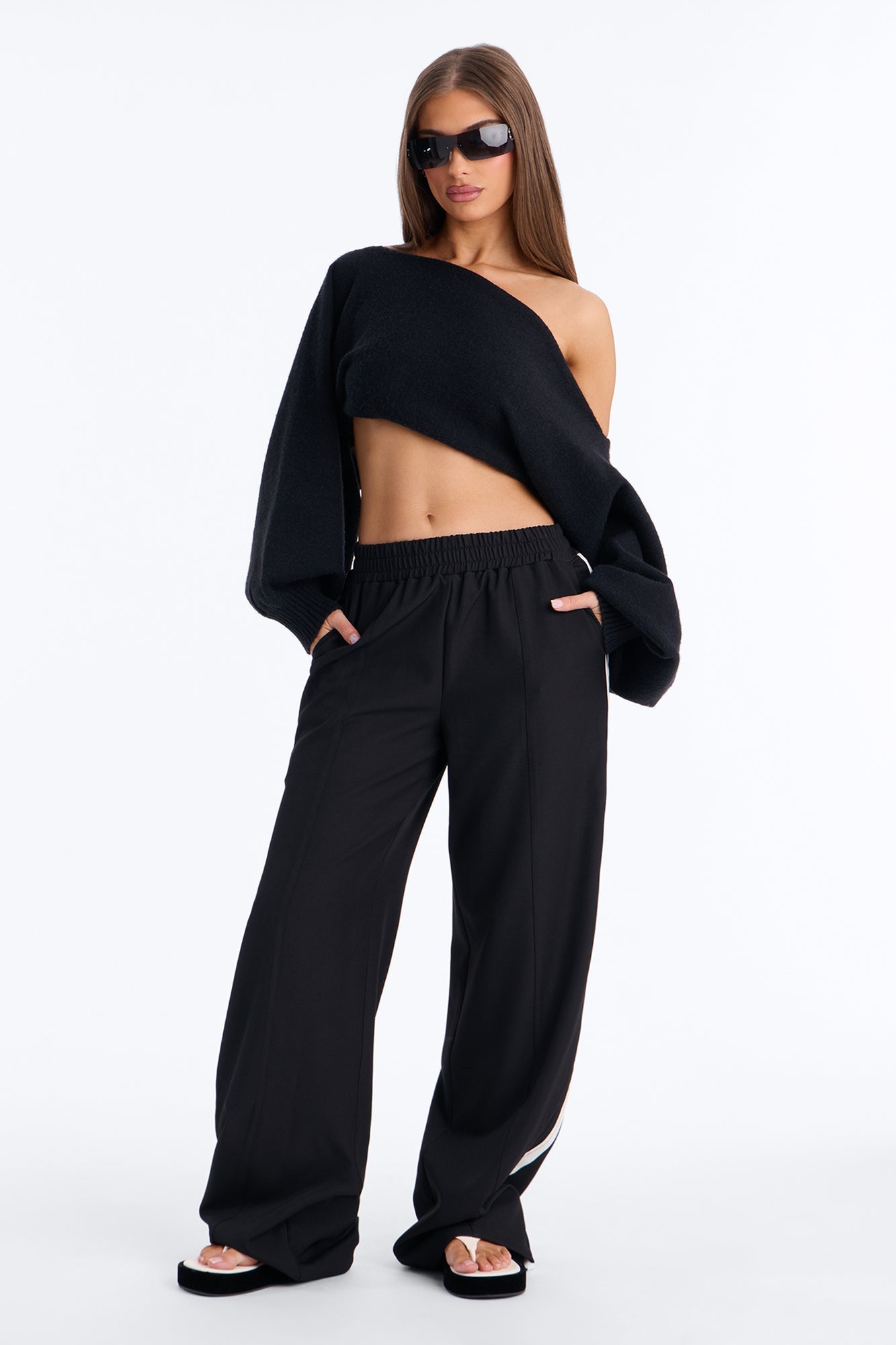 Charlotte Mid Rise Athletic Stripe Wide Leg Pant 33″ - Black/combo