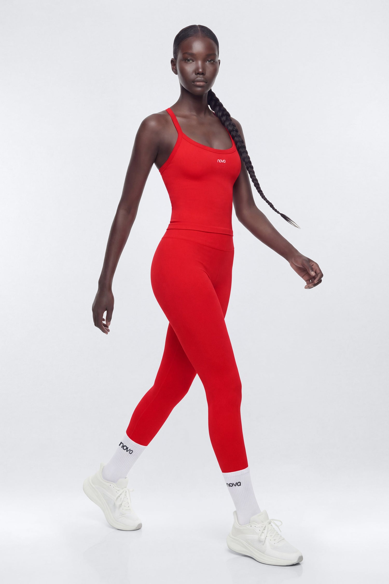 SeamlessLift™ Y Back Sports Top - Red