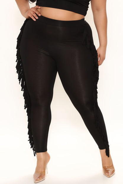 Shake It Like a Fringe Shaker Legging - Black