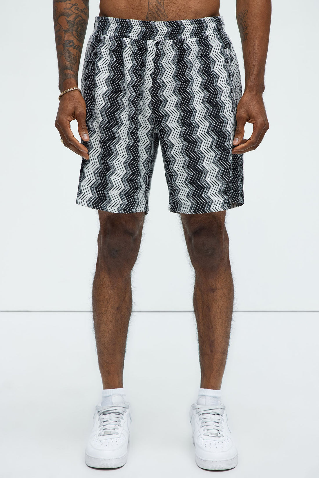 Outpost Zig Zag Relaxed Shorts - Cream/combo