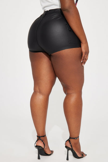 Fallin For You Coated Cargo Short - Black