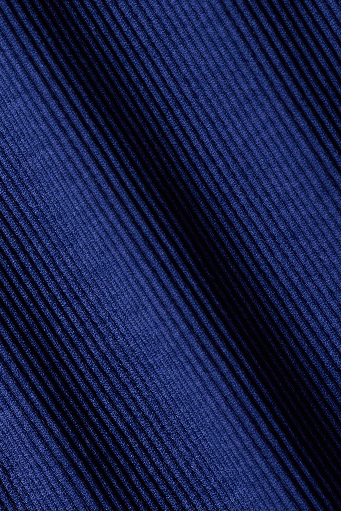SeamlessLift™ Halter Sports Bra - Navy