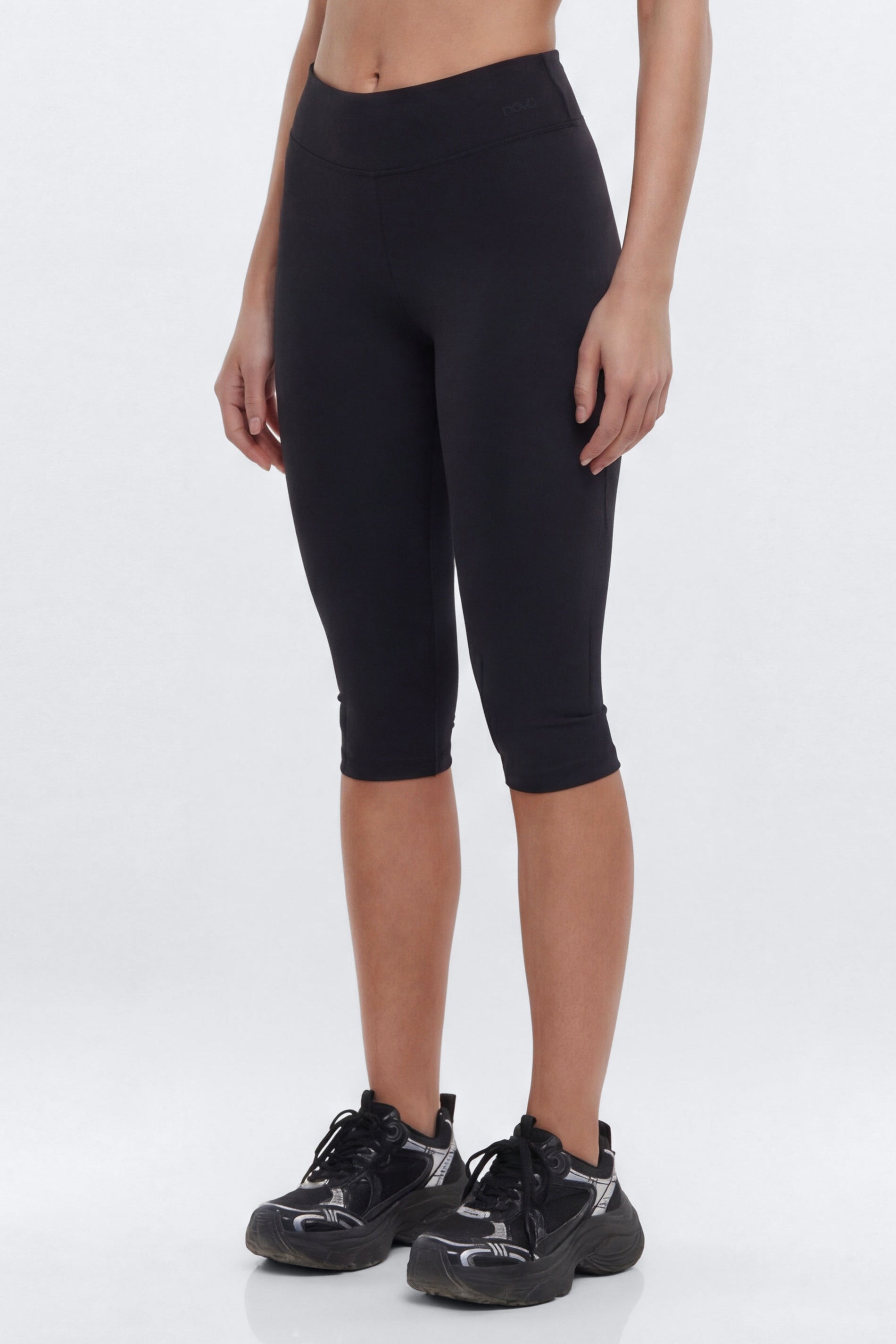 ButterSoft™ 15″ Low Rise Capri Legging - Black