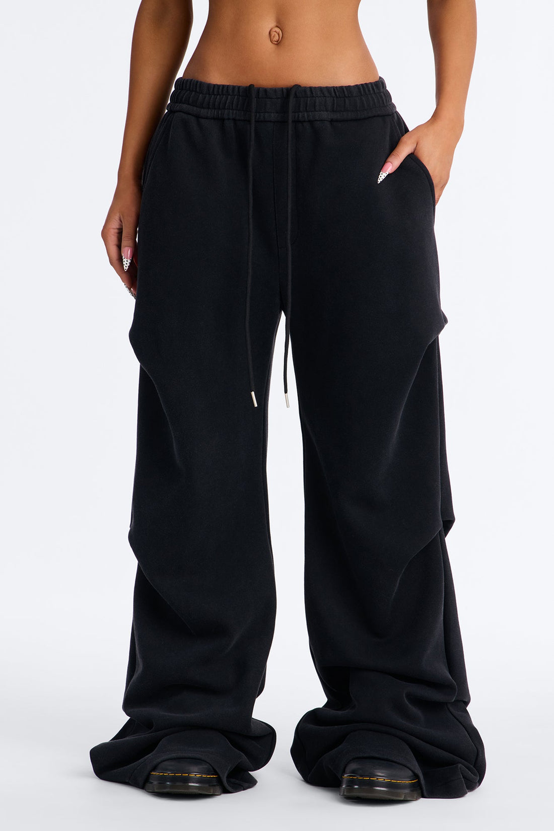Far From Average Washed Mid Rise Stacked Pant 33″ - Black Wash