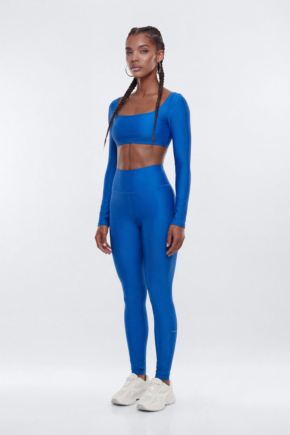 AirSculpt™ Long Sleeve Crop Sports Top - CobaltBlue