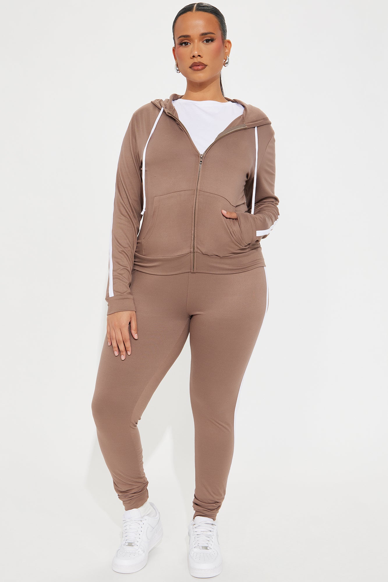 Tennis Courts III Zip Set - Taupe