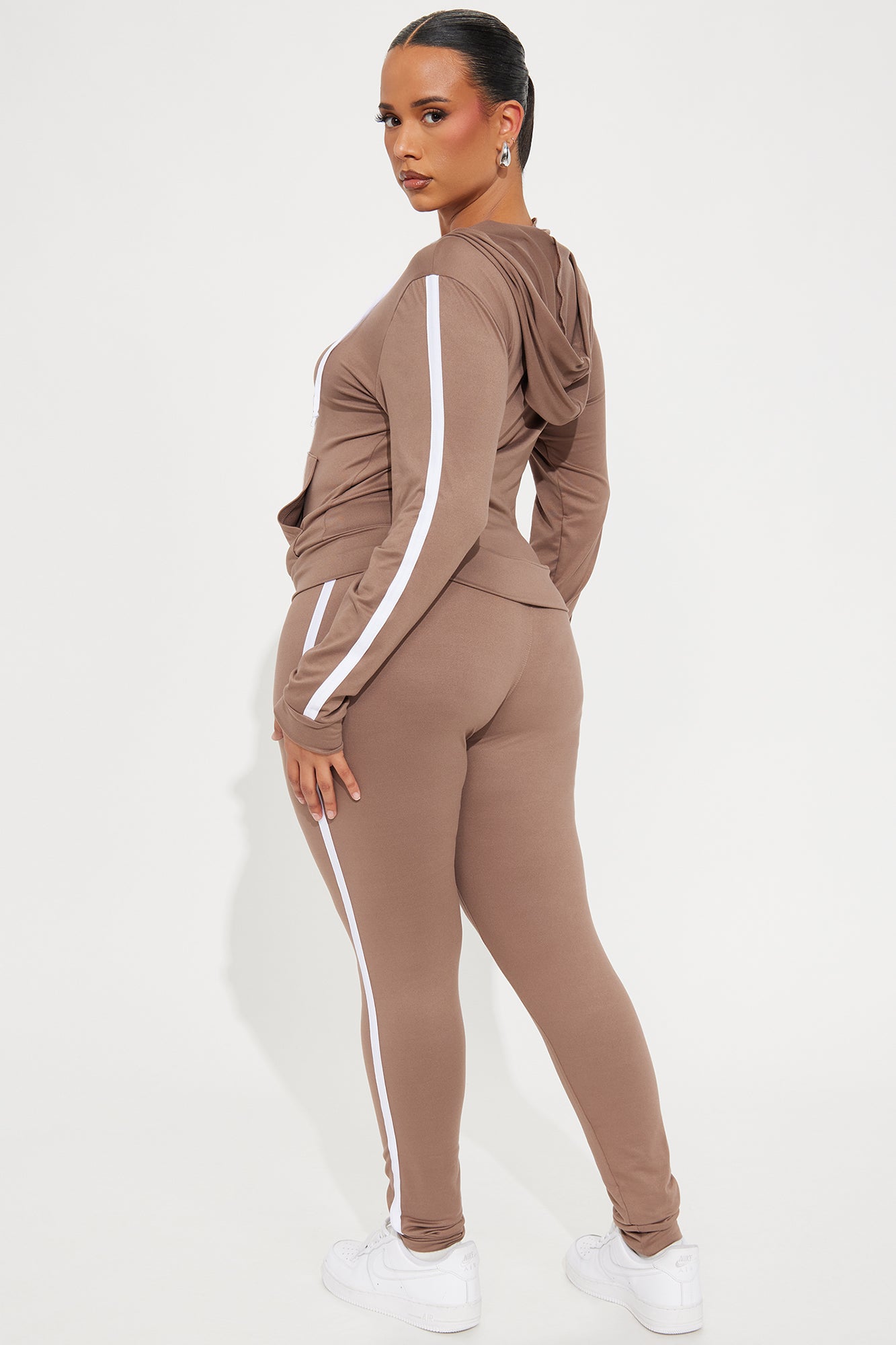 Tennis Courts III Zip Set - Taupe