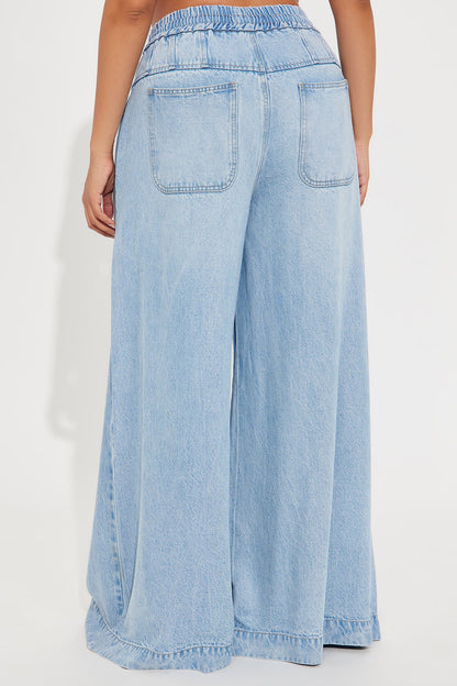Shaylene Tie Waist wide Leg Jeans - Light Wash