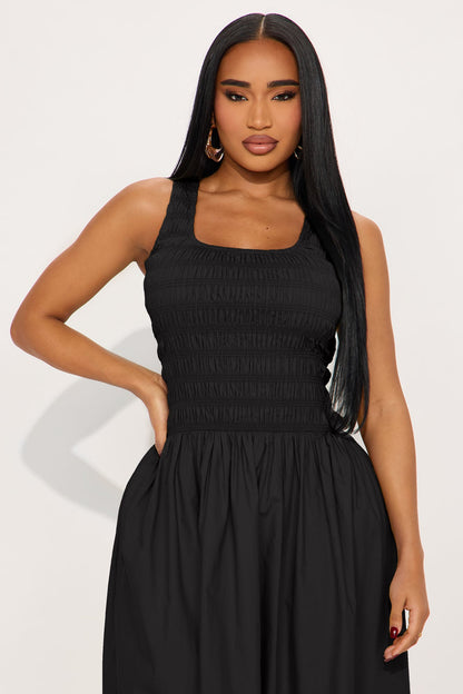 Hallie Poplin Maxi Dress - Black
