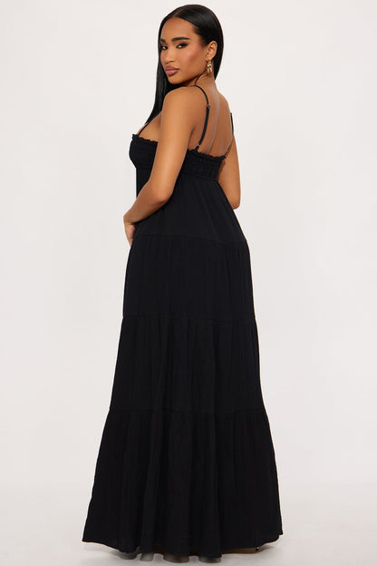 Heidi Flowy Maxi Dress - Black