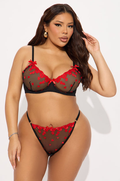 Clarissa Embroidery Heart 2 Piece Set - Black/Red