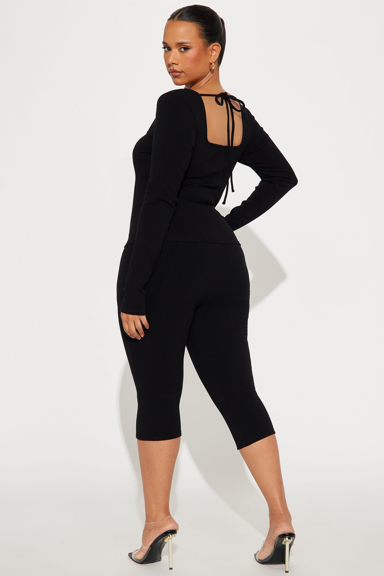 Cerena Snatched Capri Pant Set - Black