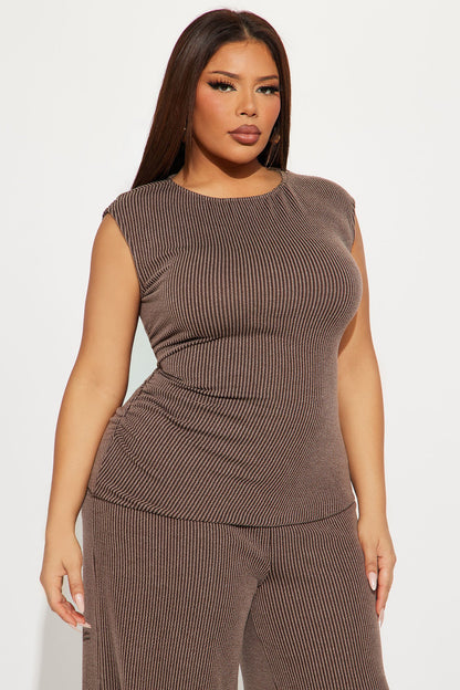 Amaya Ribbed Pant Set - Brown