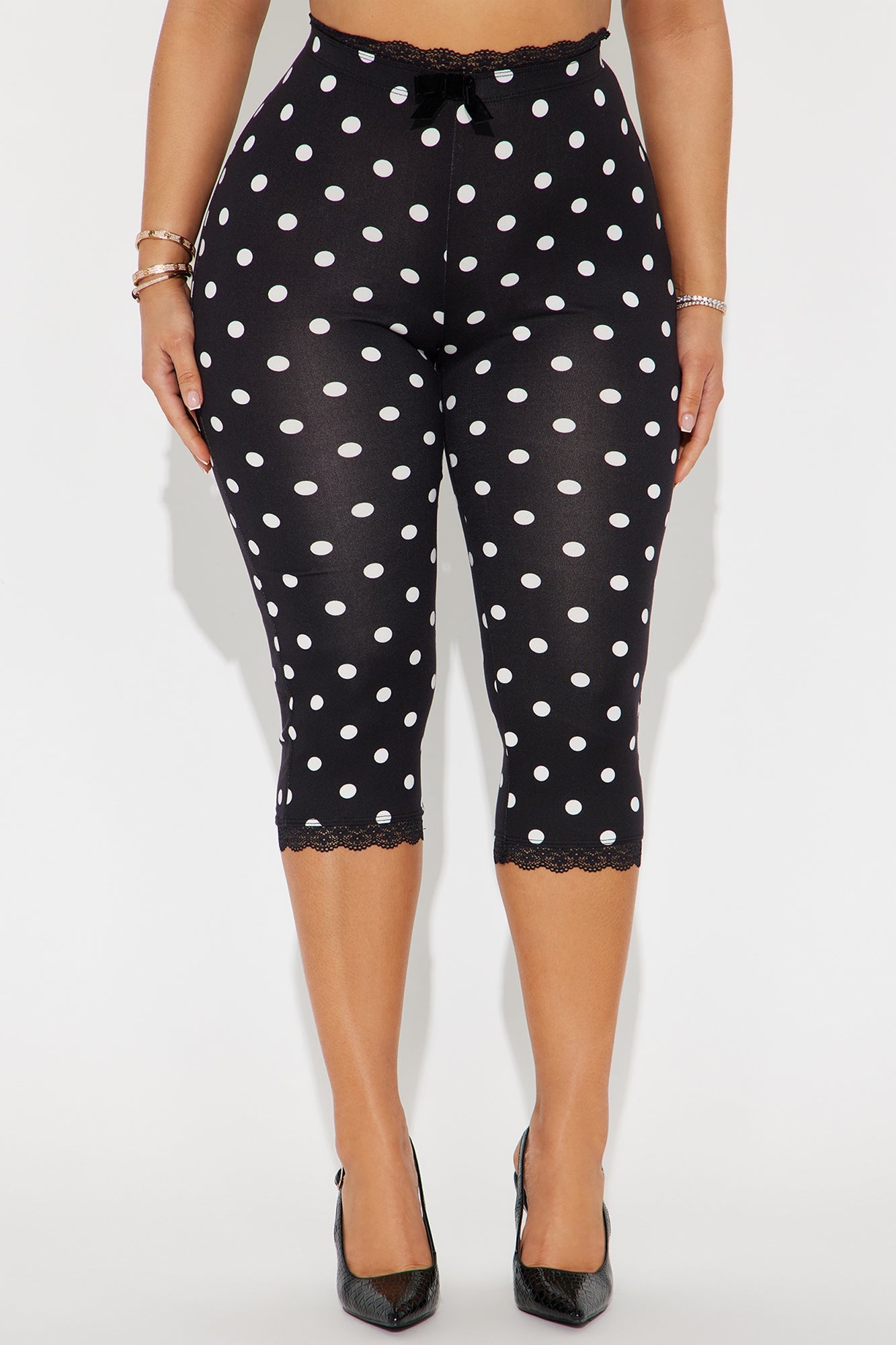 Alice Lace Trim Capri Legging - Black/White