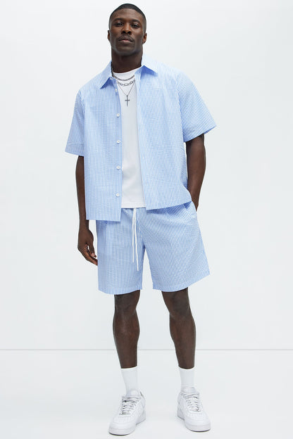 Seersucker Short Sleeve Button Up Shirt - Blue/combo