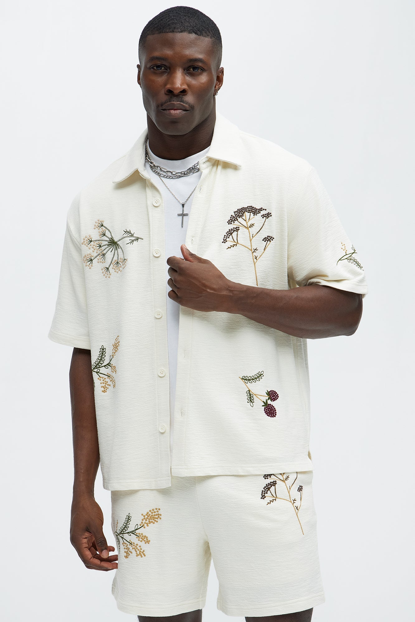 Berries And Bloom Embroidered Shirt - Cream