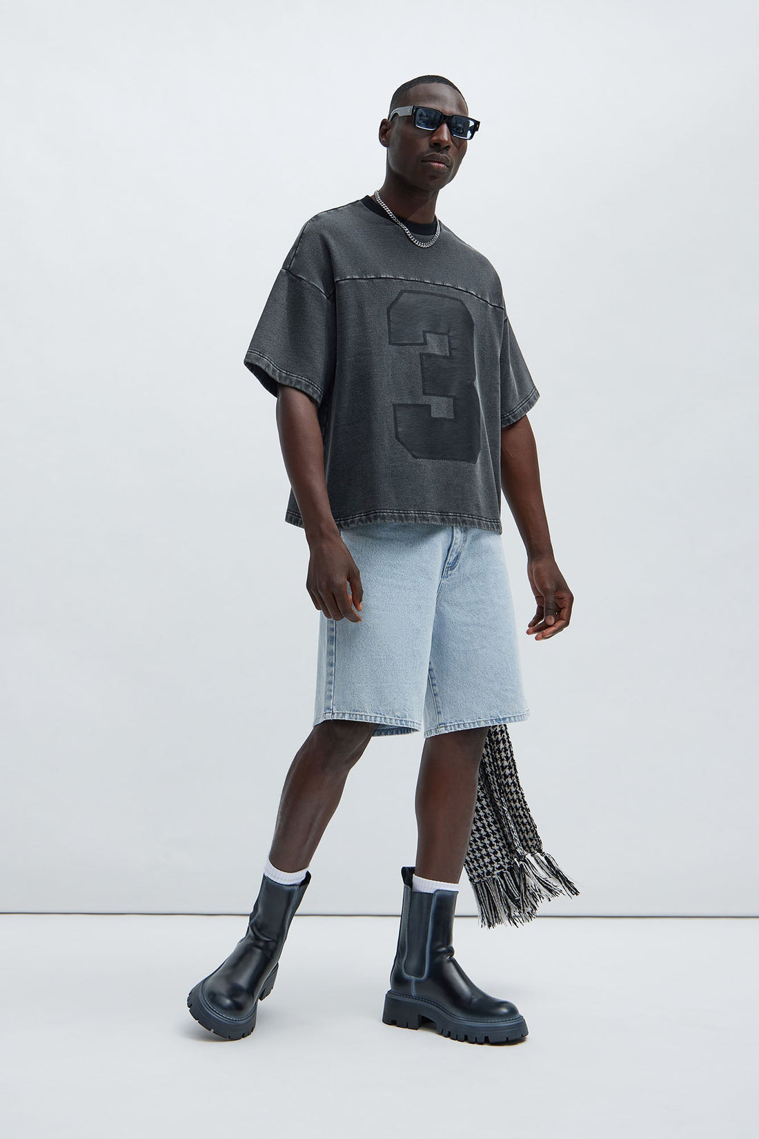 Kyle Oversized Tee - Black Wash