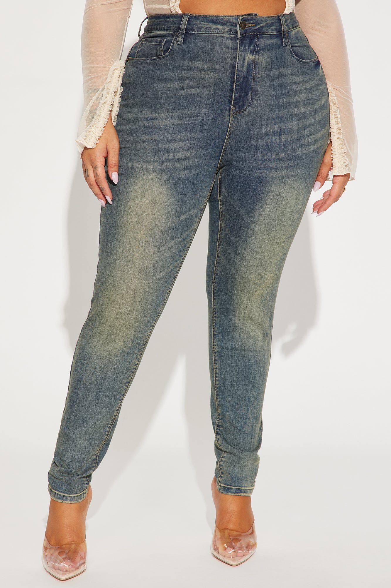 Isla Sculpting Skinny Jeans - Medium Wash