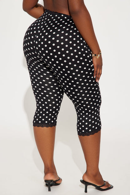 Florentina Lace Trim Capri Legging - Black/White