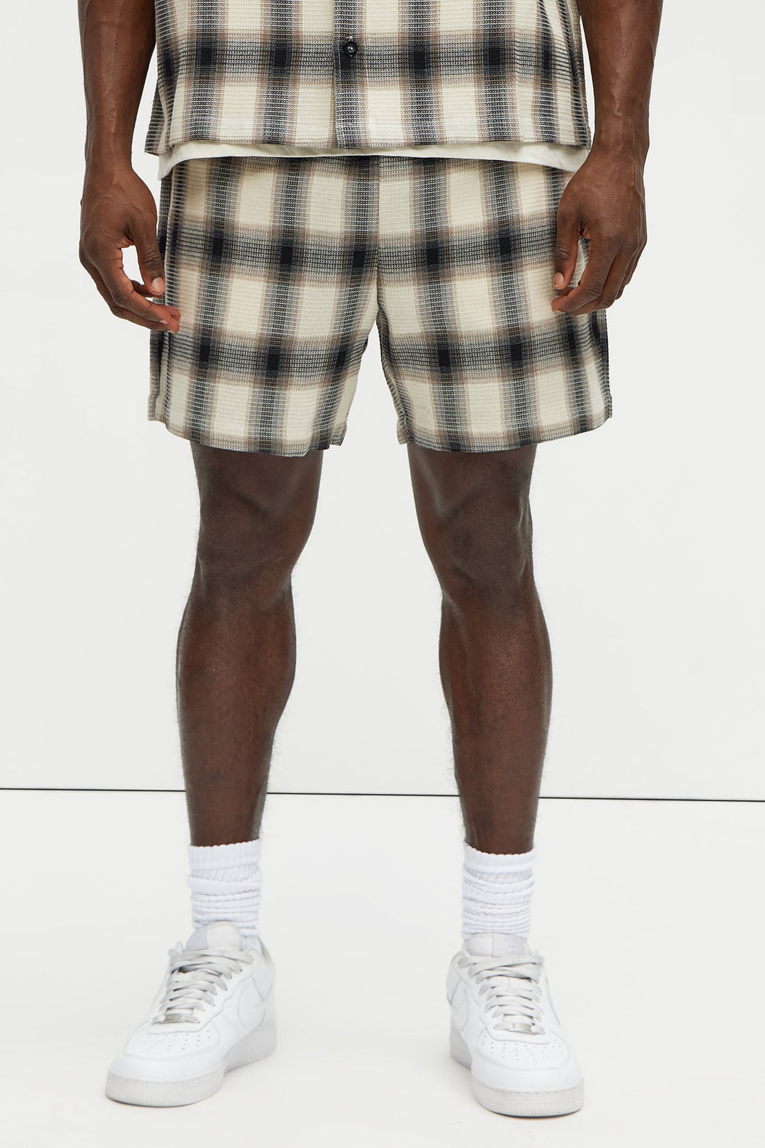 Plaid Waffle Texture Shorts - Black/combo