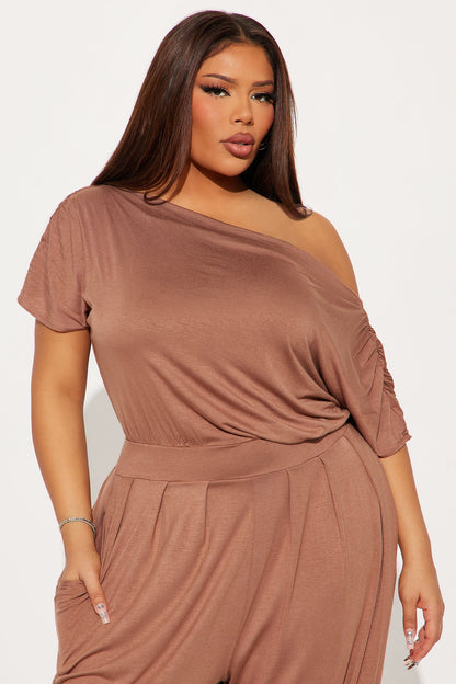Emmaline Short Sleeve Jogger Jumpsuit - Mocha