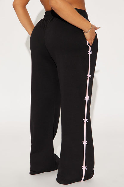 Sara Wide Leg Striped Fleece Pant - Black