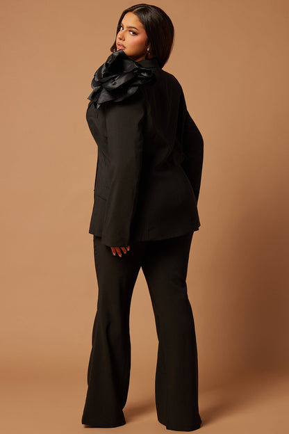Evanna Floral Applique Suit Set - Black