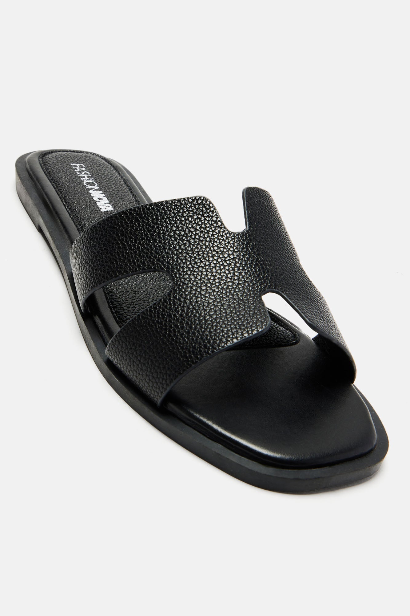 Cutting Ties Flat Sandals - Black