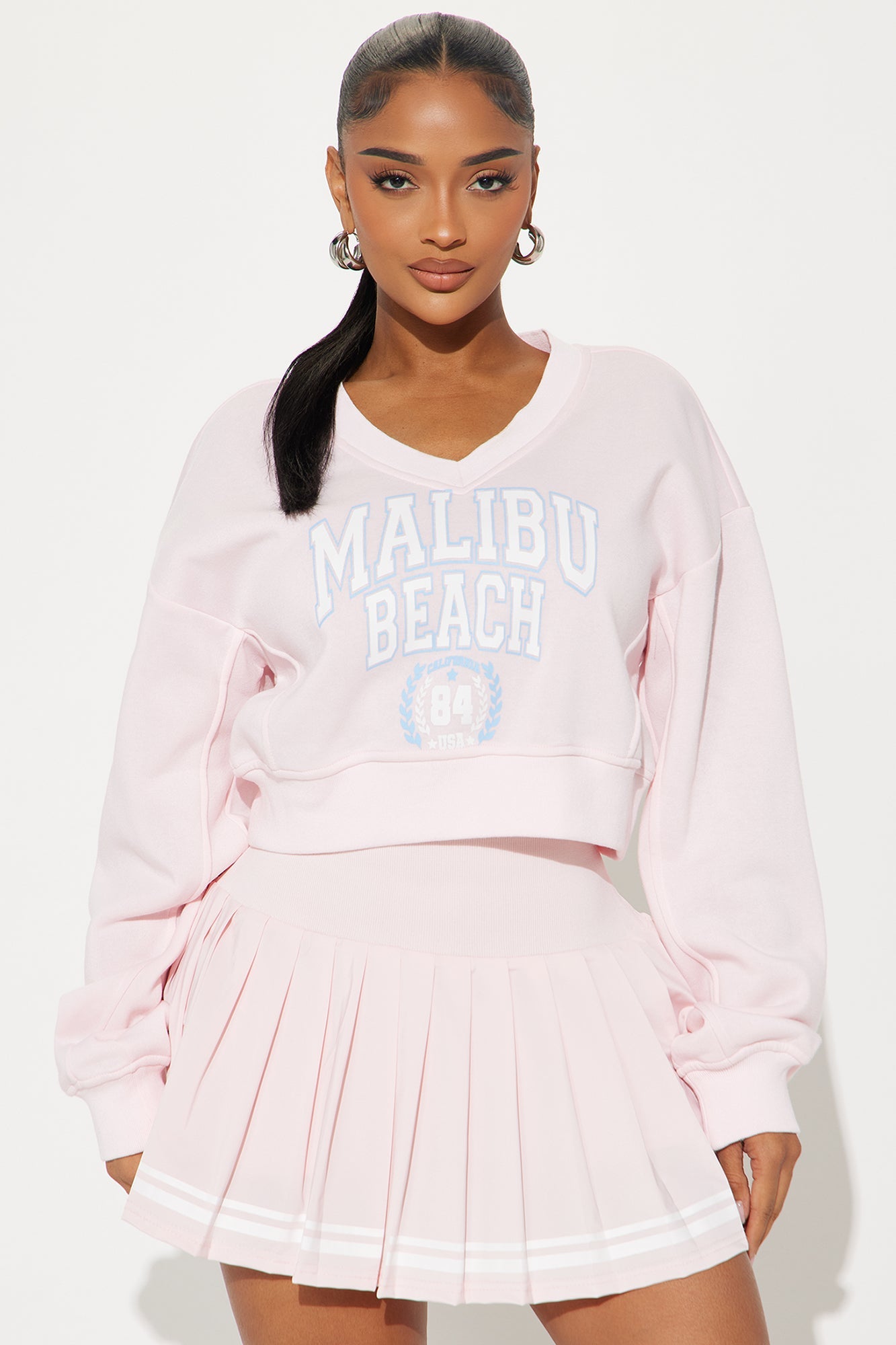Sporty And Preppy Skirt Set - Pink