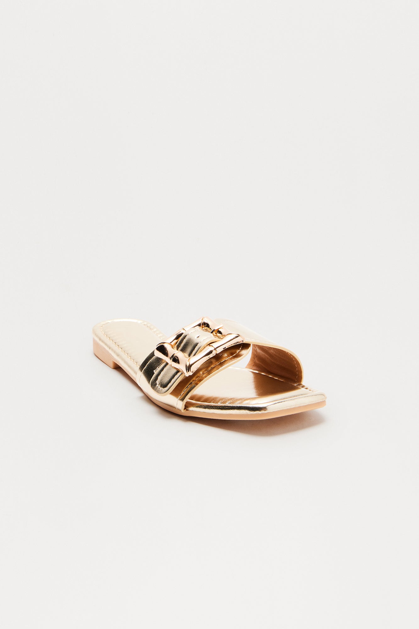 Finny Buckle Slip On Sandals - Gold