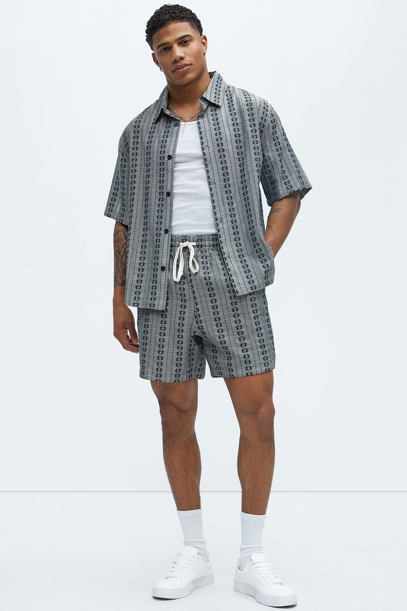 Denali Floral Warm Up Shorts - Black/combo