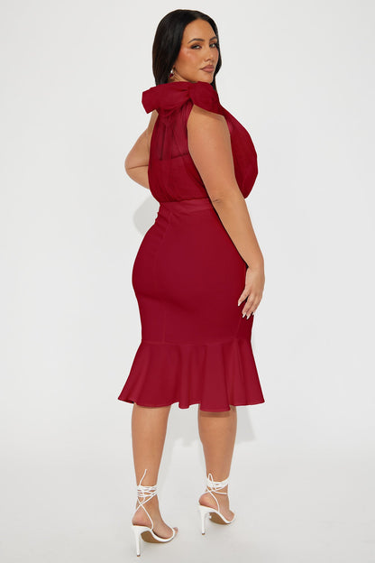 Prize Possession One Shoulder Midi Dress - Red