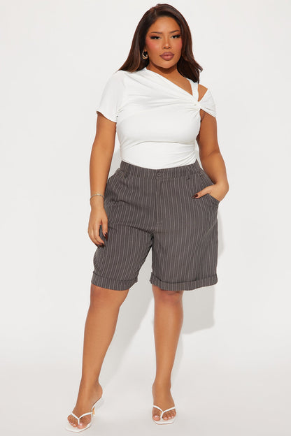 Ellen Pinstripe Trouser Bermuda Short - Charcoal