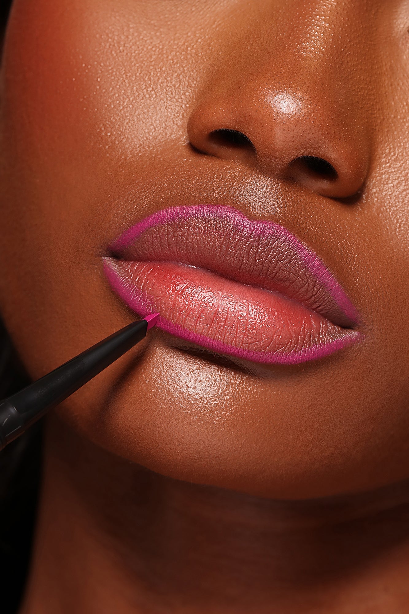 NOVABEAUTY 2 in 1 Snatched Lip Liner - Magenta 01