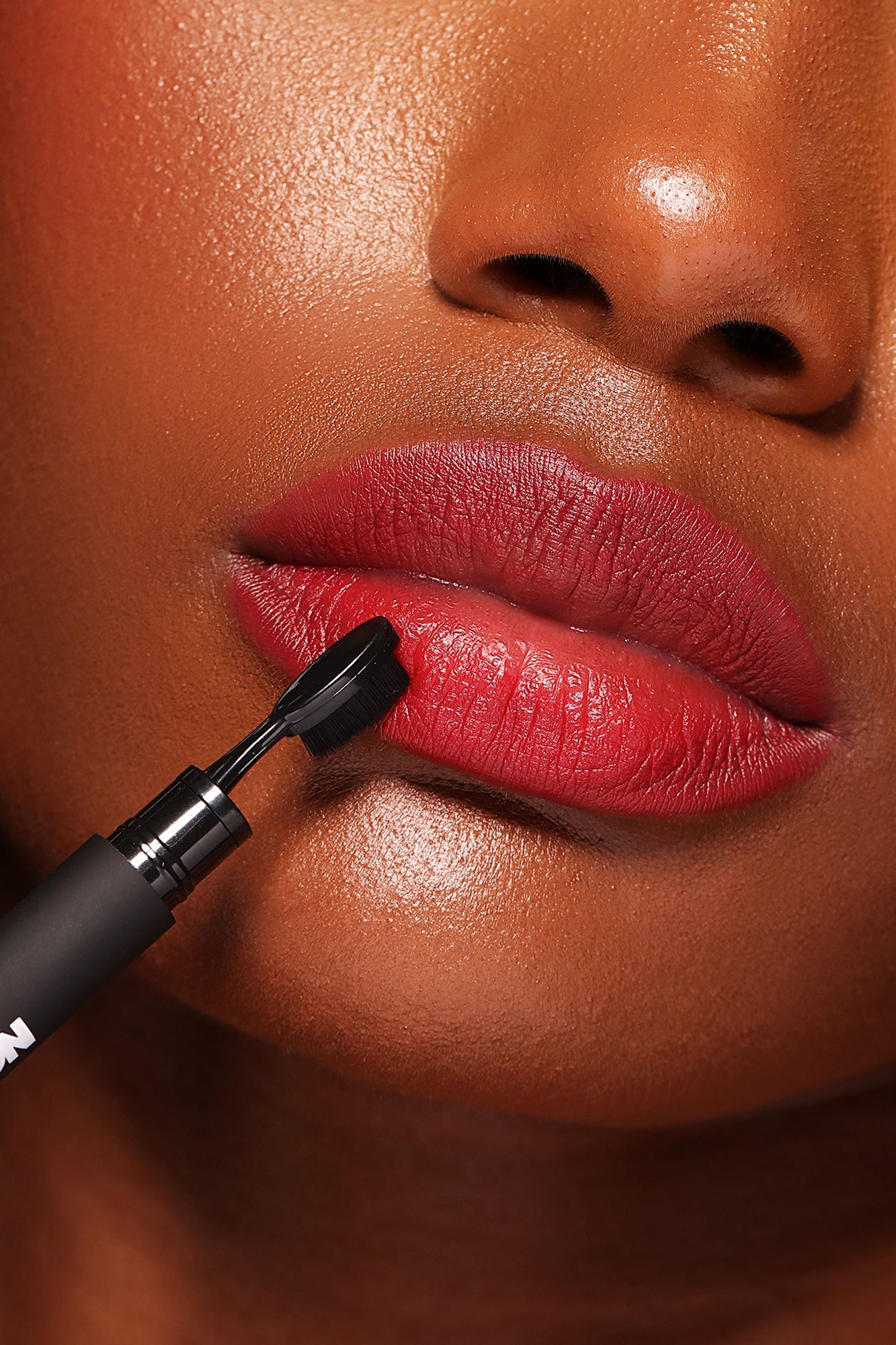 NOVABEAUTY 2 in 1 Snatched Lip Liner - Red 02
