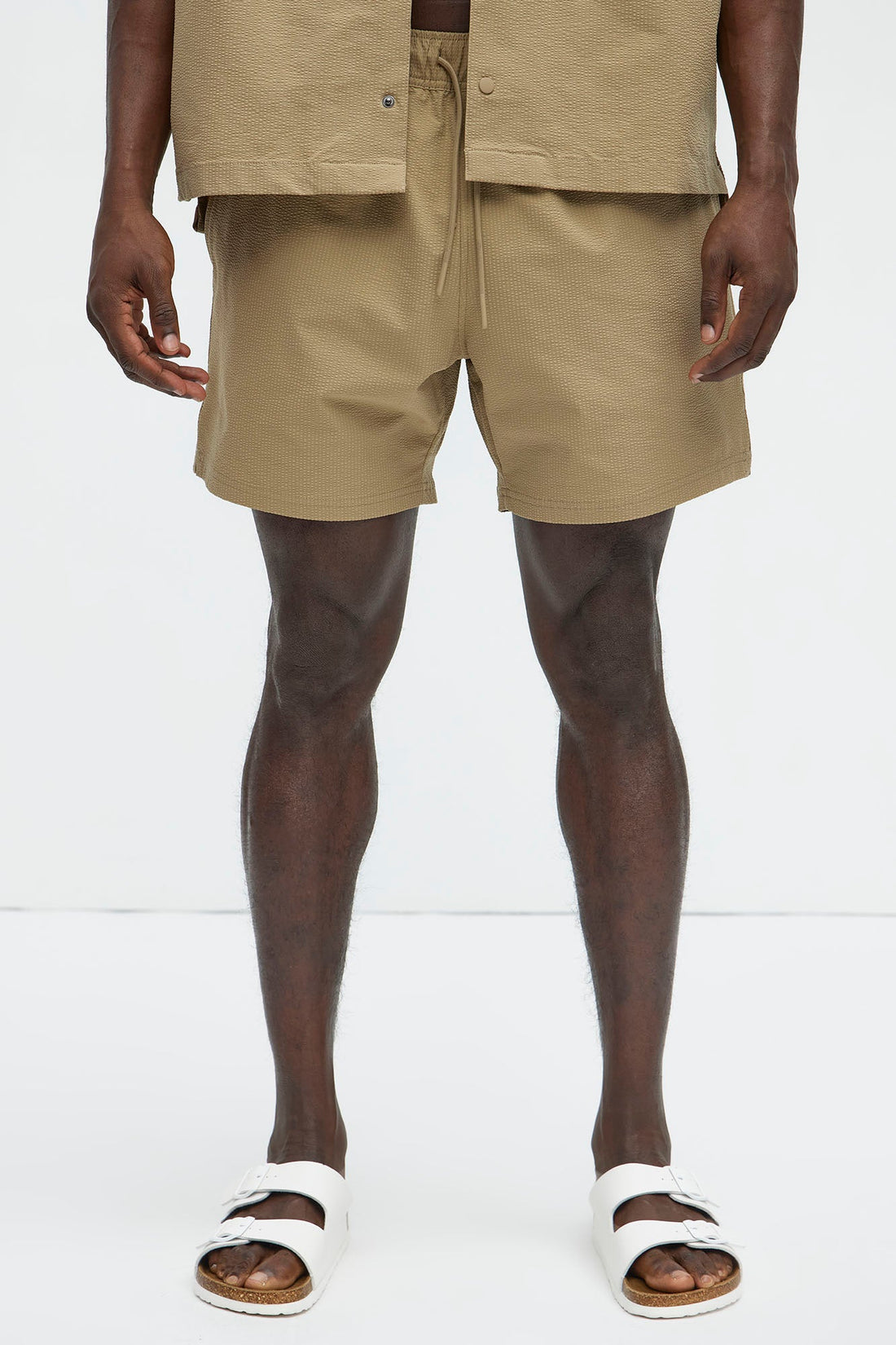 Seersucker Swim Trunk 6″ - Khaki