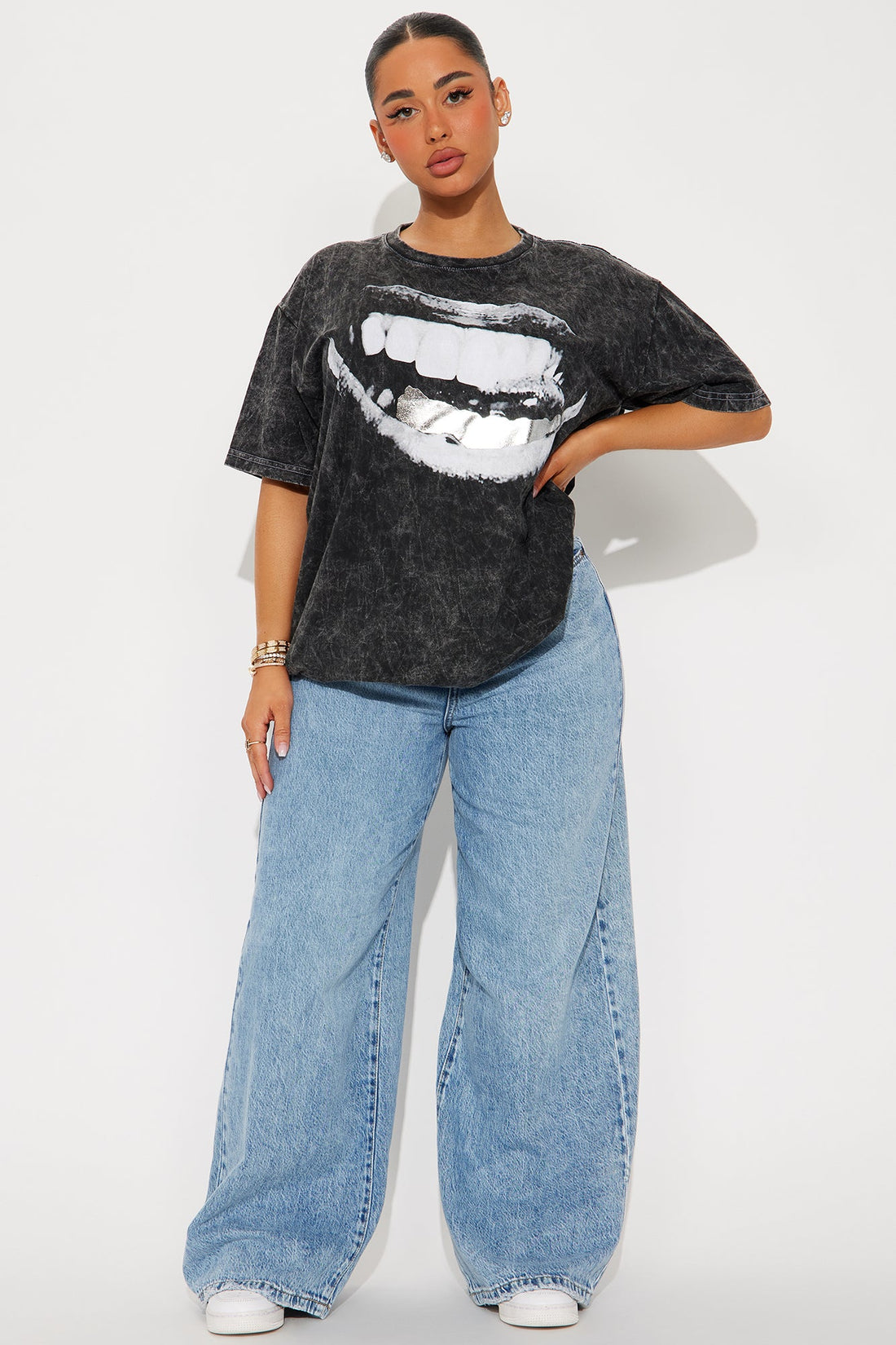 Stop &amp; Stare Grillz Washed Oversized Tee - Black