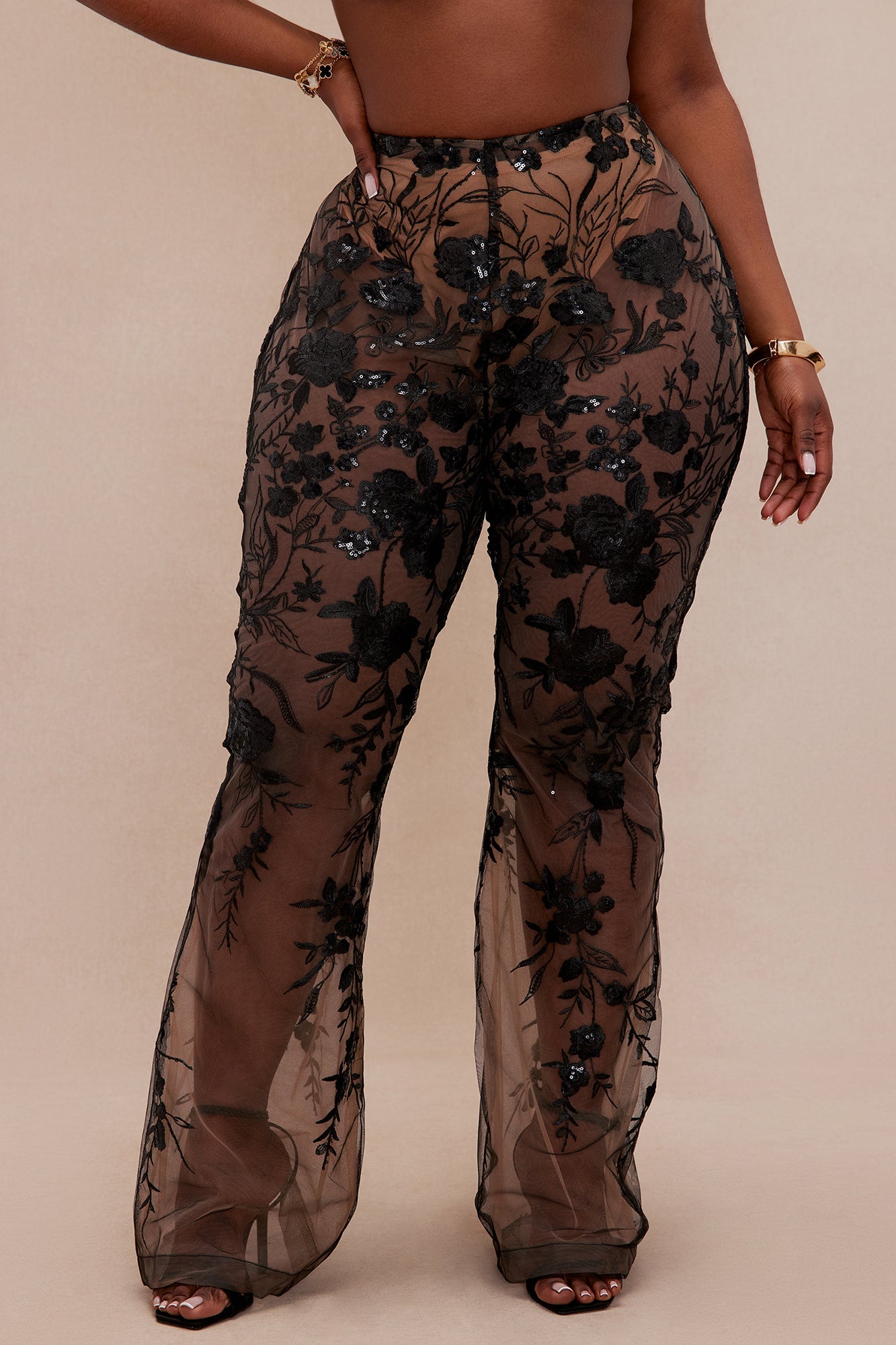 Vera Sequin Embroidered Pant - Black
