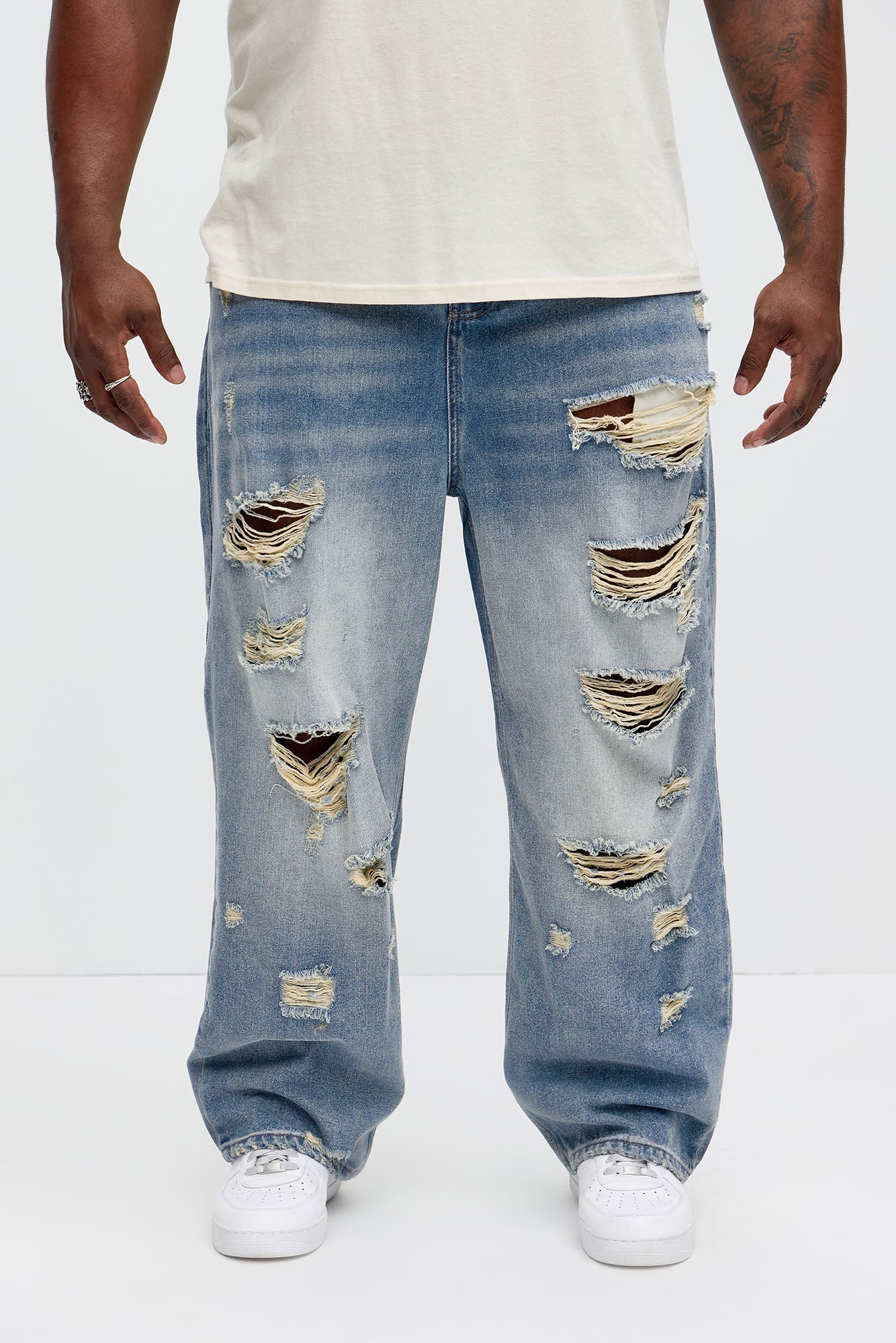 Jefferey Distressed Baggy Jeans - Medium Blue Wash