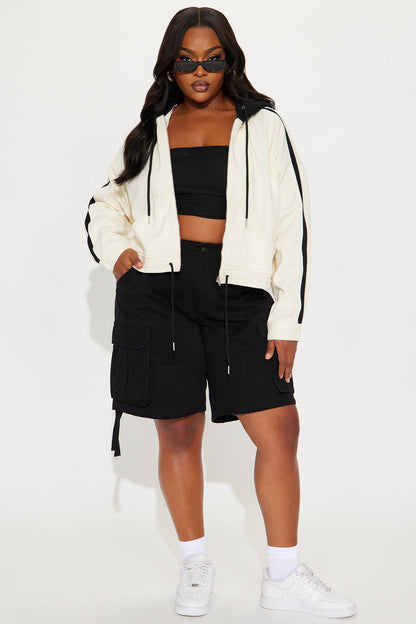 Catch Up Hooded Twill Jacket - Cream