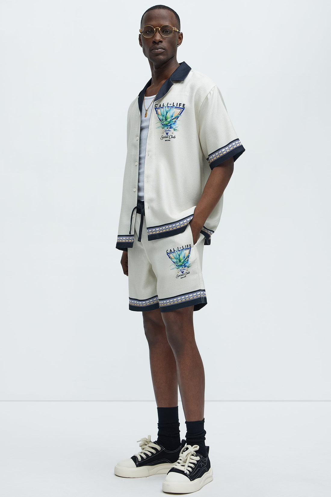 Cali Life Border Print Colorblock Relaxed Shorts - Natural/Combo