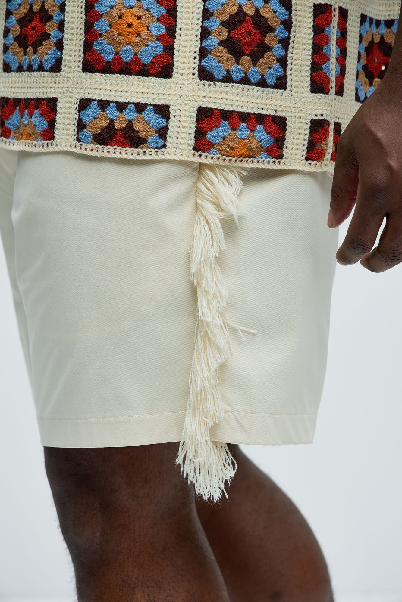 Nowhere Frayed Relaxed Shorts - Off White