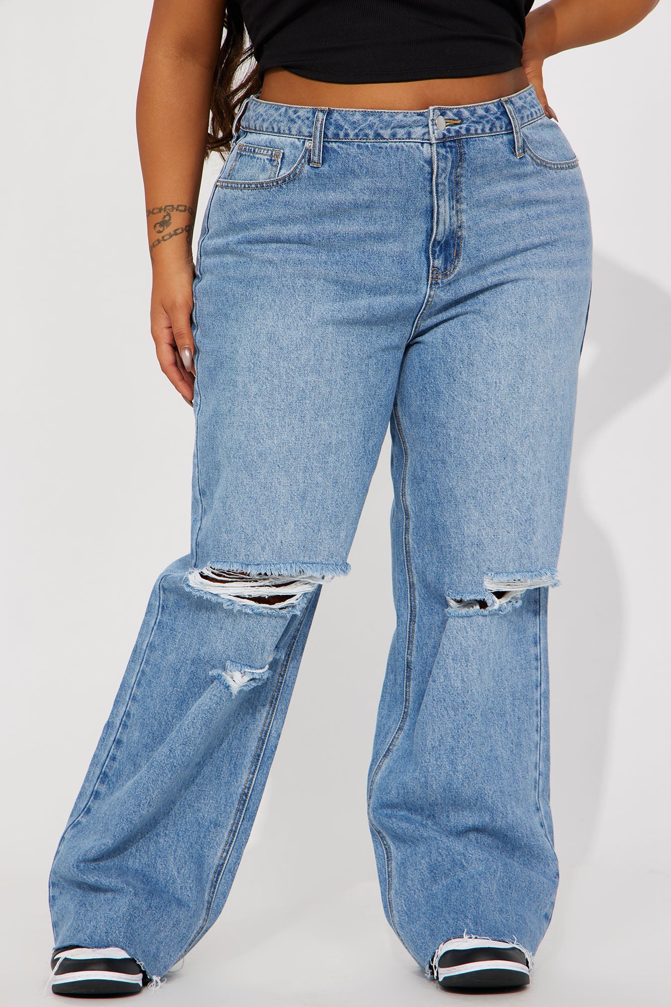 Tough Love Baggy Ripped Straight Leg Jean - Medium Wash